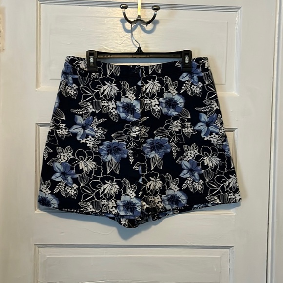 White Stag Pants - Size 16 Skort